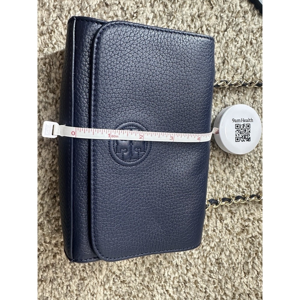 New Tory Burch CHELSEA PEBBLED CROSSBODY BAG color Navy Blue - Picture 8 of 10